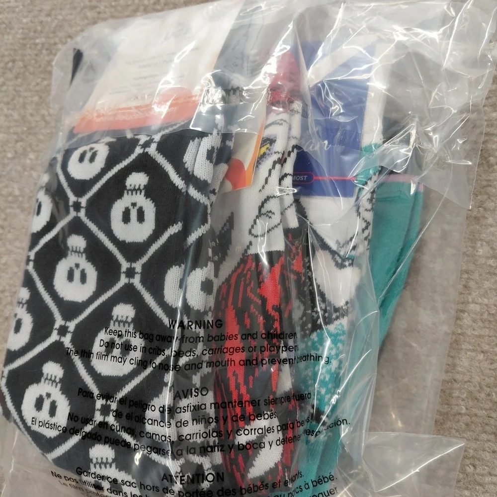 Nightmare Before Christmas Socks For Men De Luca Brand One Size Fits Most NEW‎